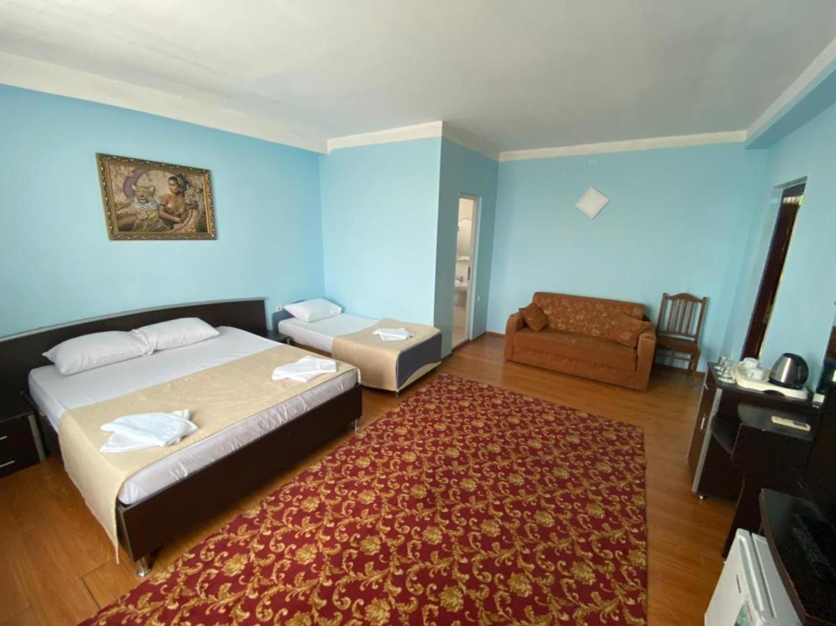 באטומי Hotel Genatsvale מראה חיצוני תמונה