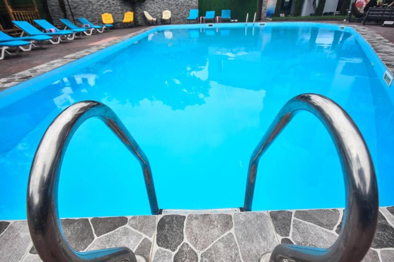 באטומי Hotel Genatsvale מראה חיצוני תמונה
