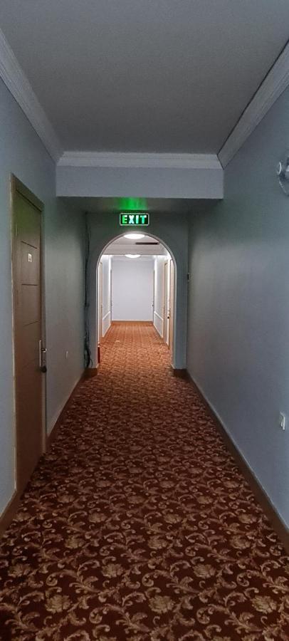 באטומי Hotel Genatsvale מראה חיצוני תמונה