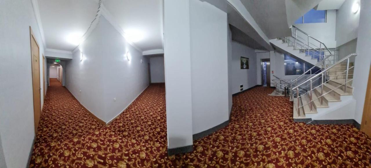 באטומי Hotel Genatsvale מראה חיצוני תמונה