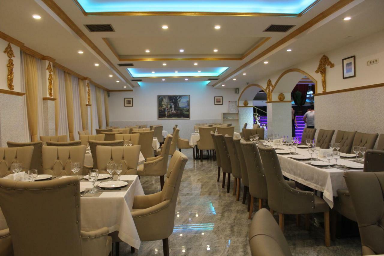 באטומי Hotel Genatsvale מראה חיצוני תמונה